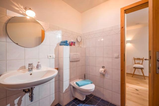 Grosshuberhof Apartment Киферсфелден Екстериор снимка